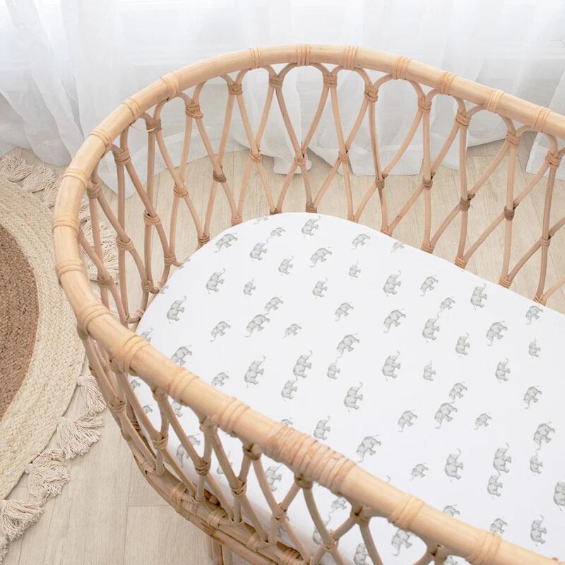 Living Textiles 2-Pack Jersey Bassinet Fitted Sheet image number 2